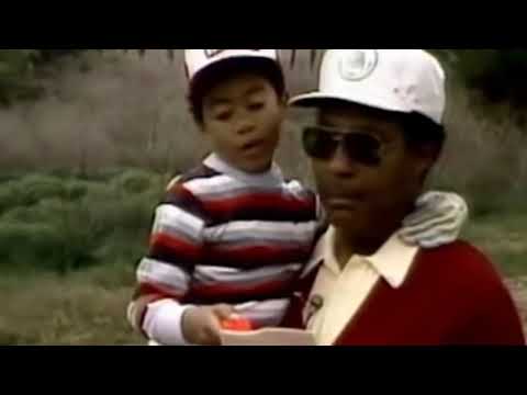 Tiger Woods Caddies For His Son Charlie