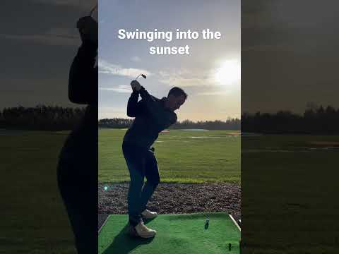 Sunset swing #silhouette #golfswing #golfpro #golfproswing