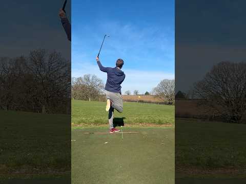 Loving this swing drill from one of the hottest golf coaches in the Uk right now Liam Robinson 🙌